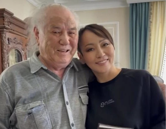 Instagram/Айгүл Иманбаева