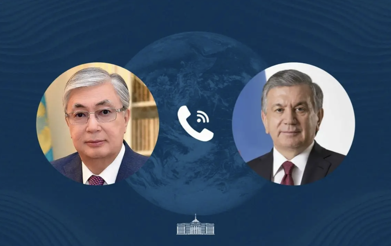 Қасым-Жомарт Тоқаев пен Шавкат Мирзиёев телефон арқылы сөйлесті